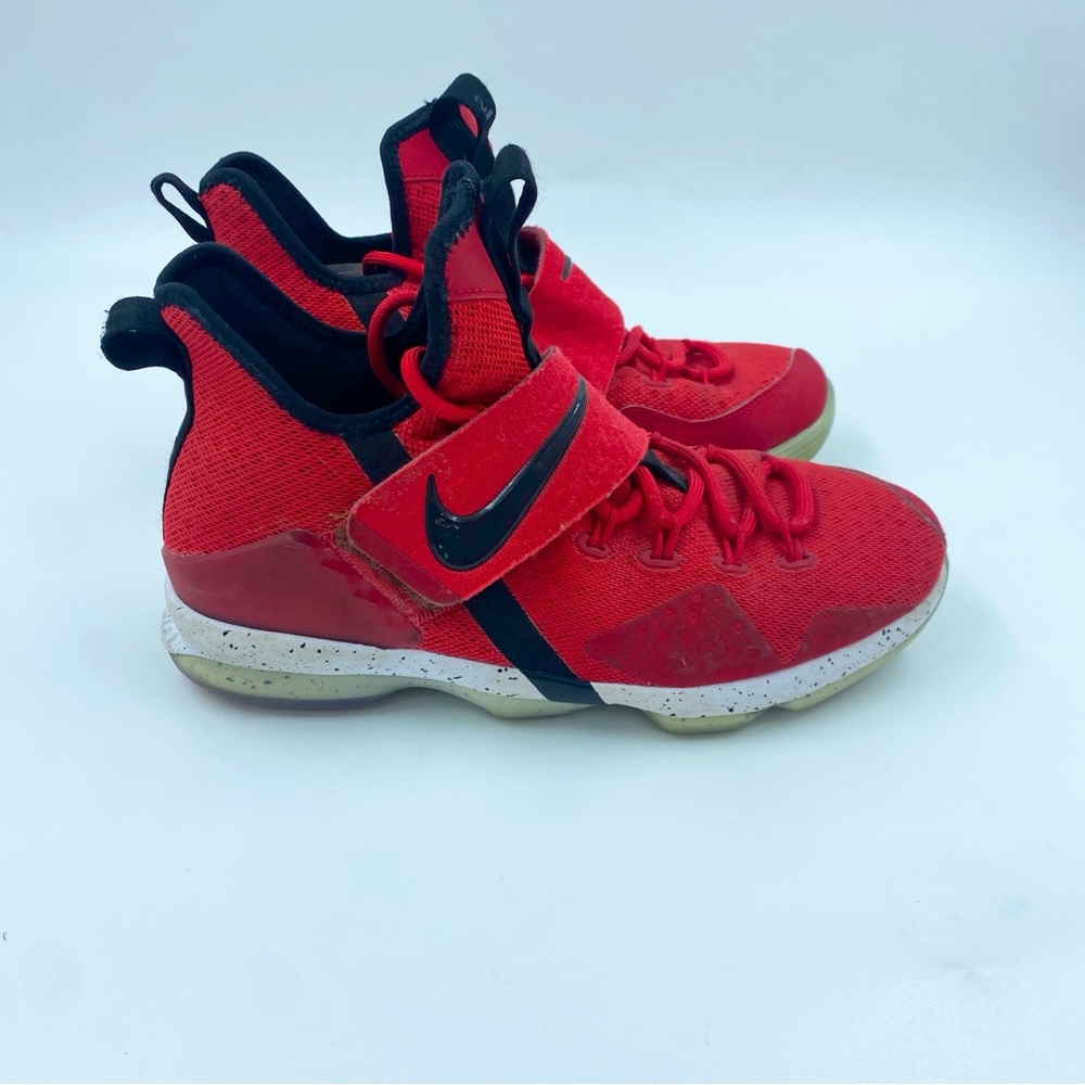 Nike Lebron 14 Basketball Sneakers University Red 6Y GUC